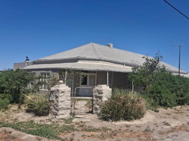 House for sale in Karoo Hoogland, Northern Cape