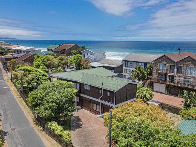House for sale in Groot Brak Rivier, Western Cape