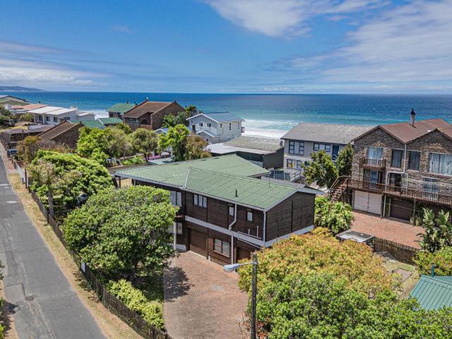 House for sale in Groot Brak Rivier, Western Cape