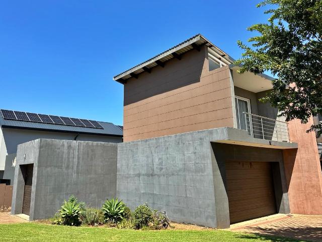 House for sale in Waterkloof, Gauteng