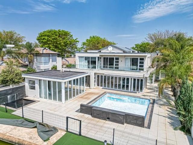 House for sale in North West
