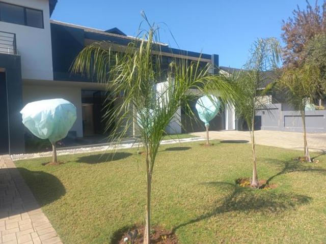 House for rent in North West