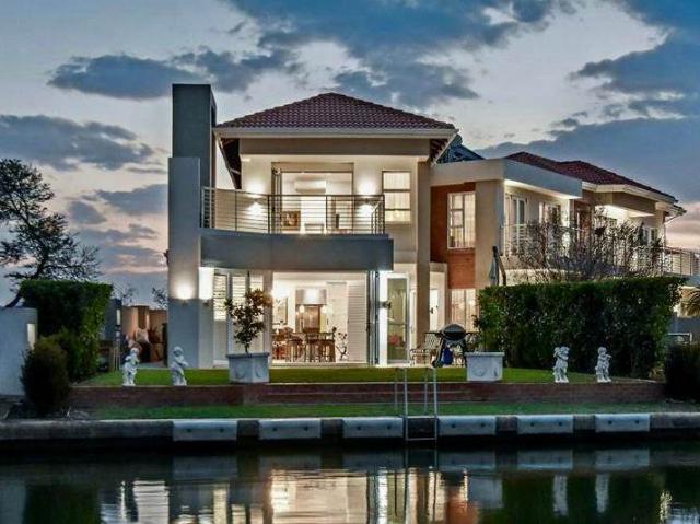 House for sale in North West