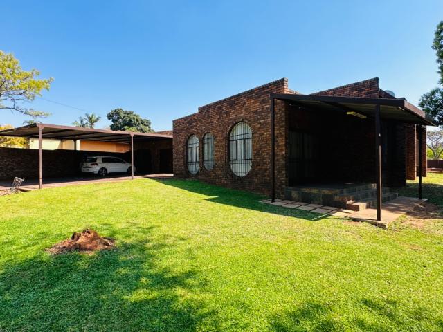 House for sale in Akasia, City of Tshwane Metropolitan Municipality