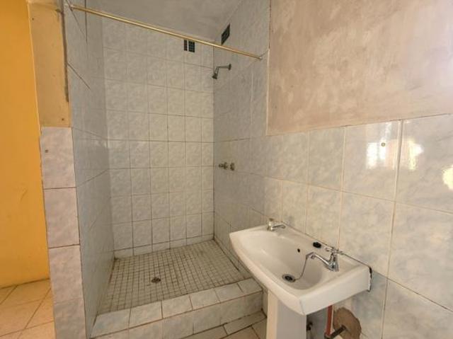 House for sale in Tongaat Beach, Kwazulu-natal