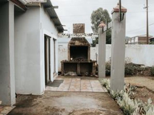 House for sale in Queenstown, Eastern Cape