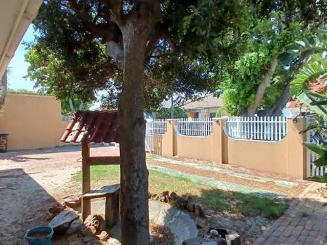 House for sale in Cape Town, Western Cape