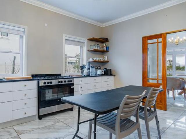 House for sale in Durbanville, Western Cape