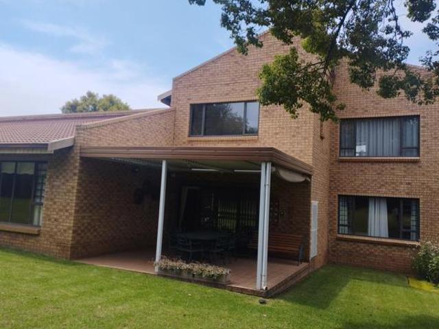 House for sale in Vanderbijlpark, Emfuleni Local Municipality