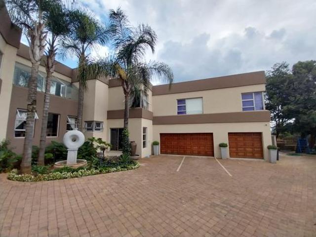 House for sale in Vanderbijlpark, Emfuleni Local Municipality