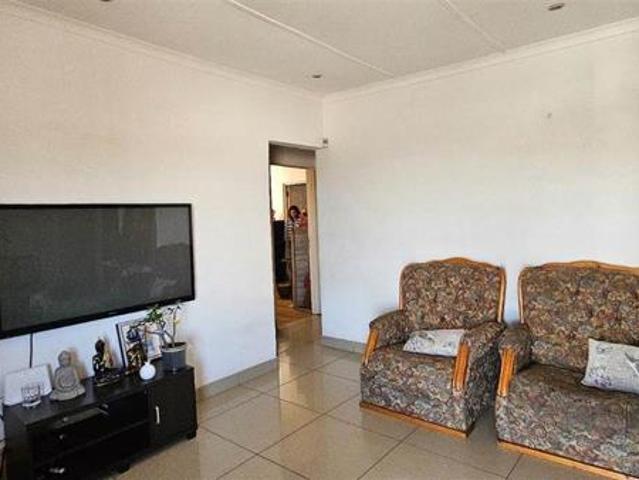 House for sale in Mount Moreland, Kwazulu-natal