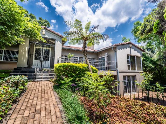 House for sale in Waterkloof, Gauteng