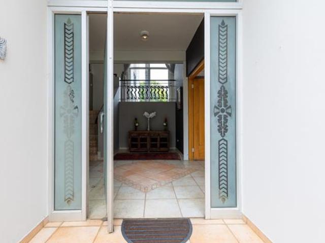 House for rent in Waterkloof, Gauteng