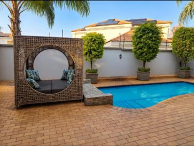 House for rent in Waterkloof, Gauteng