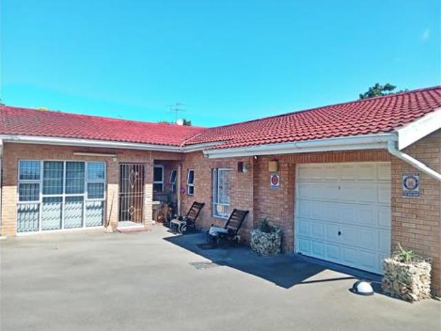 House for sale in Tongaat Beach, Kwazulu-natal