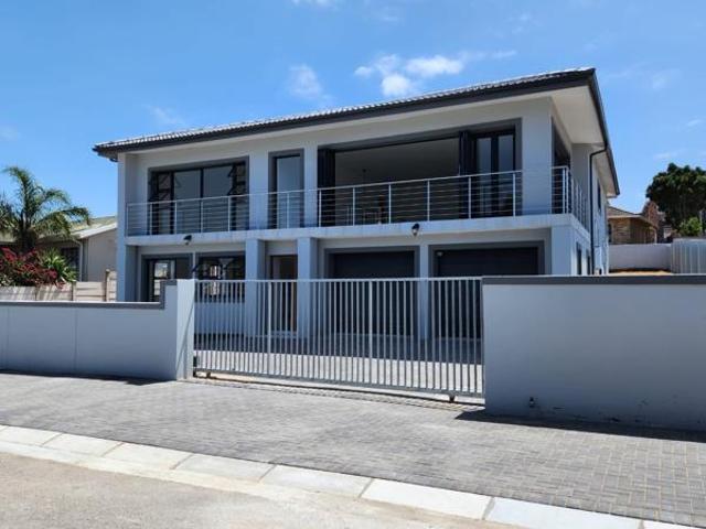 House for sale in Cape St Francis, Eastern Cape