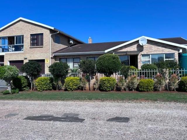 House for sale in Cape St Francis, Eastern Cape