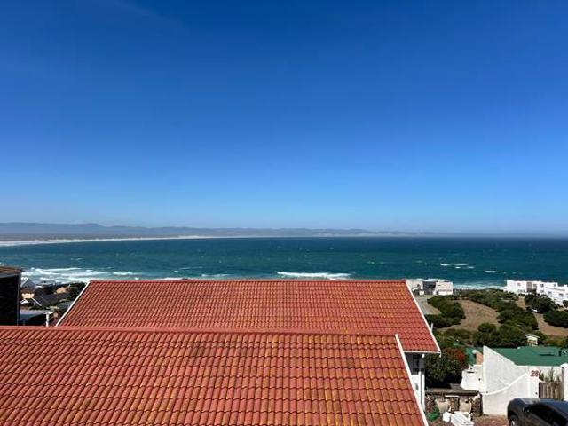 House for sale in Cape St Francis, Eastern Cape