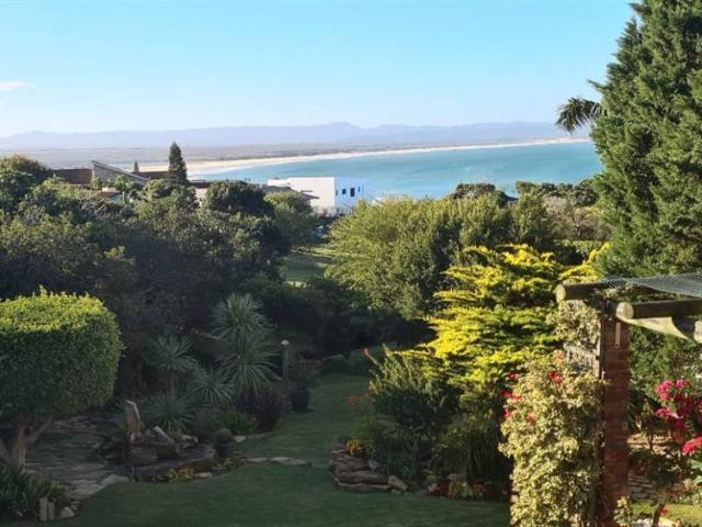 House for sale in Cape St Francis, Eastern Cape