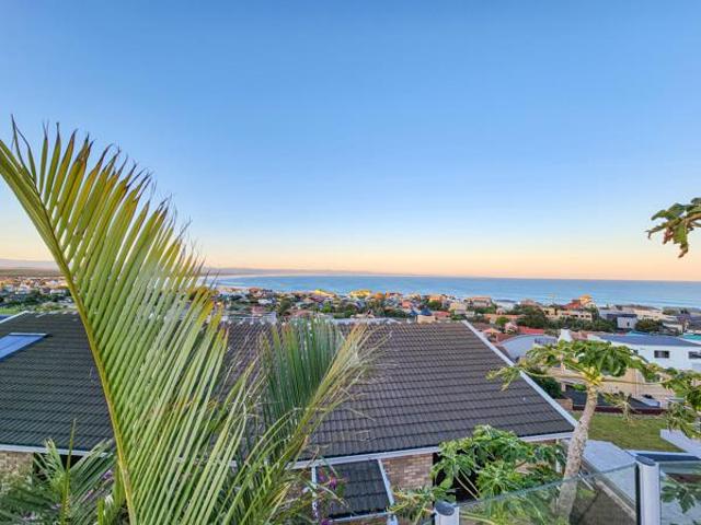 House for sale in Cape St Francis, Eastern Cape