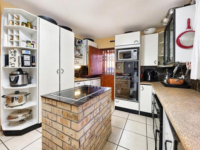 House for sale in Cape St Francis, Eastern Cape