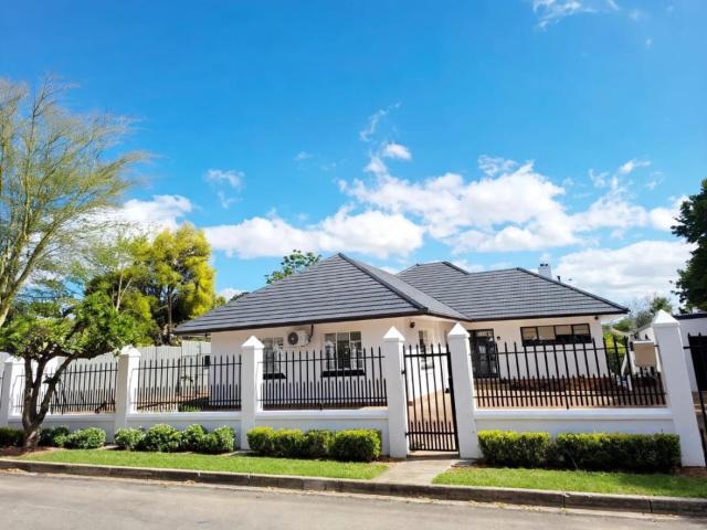 House for sale in Wellington, Drakenstein Local Municipality