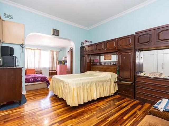 House for sale in Cape Town, Western Cape