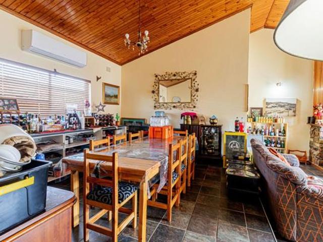 House for sale in Groot Brak Rivier, Western Cape