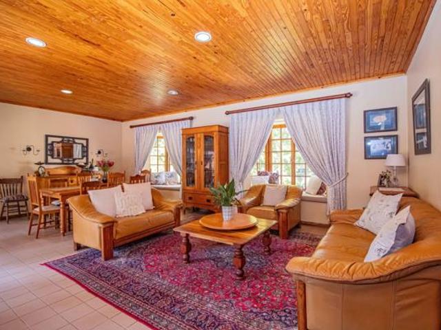 House for sale in Groot Brak Rivier, Western Cape
