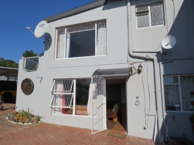 House for sale in Bushmans River Mouth, Eastern Cape