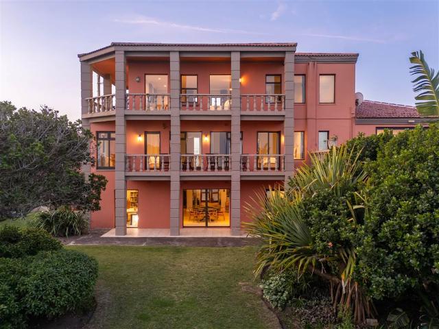 House for sale in Groot Brak Rivier, Western Cape