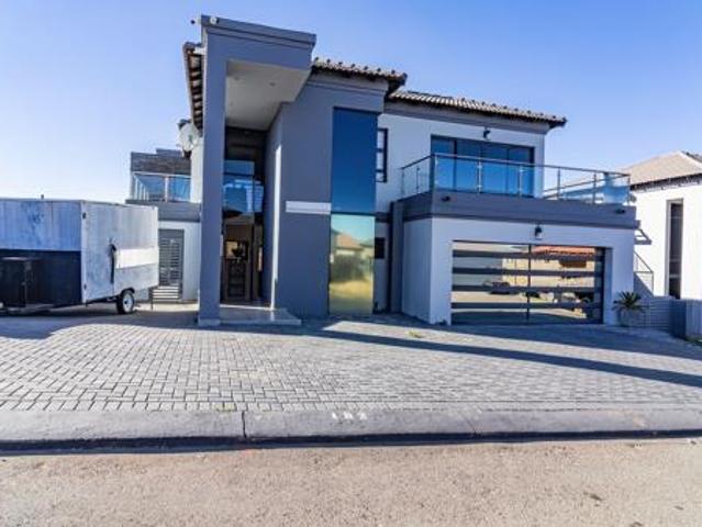 House for sale in Westonaria, Gauteng
