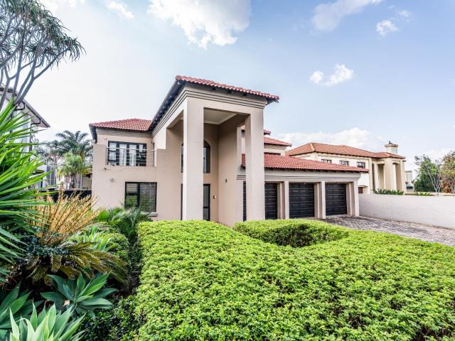 House for sale in Waterkloof, Gauteng