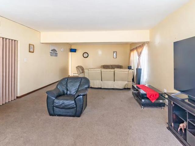 House for sale in West Rand Garden estates, Westonaria Local Municipality