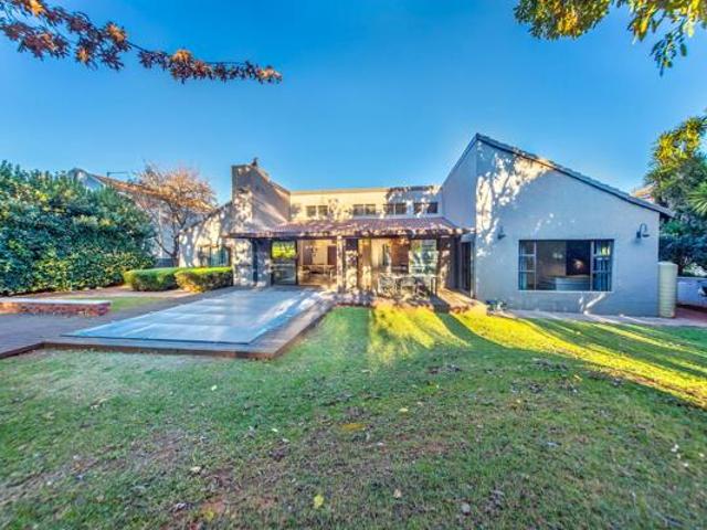House for rent in Waterkloof, Gauteng