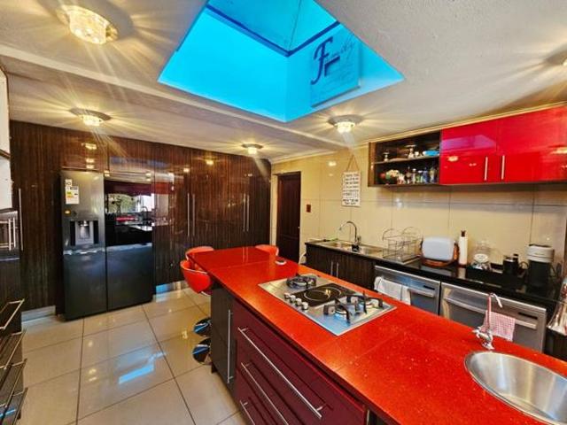 House for rent in Waterkloof, Gauteng
