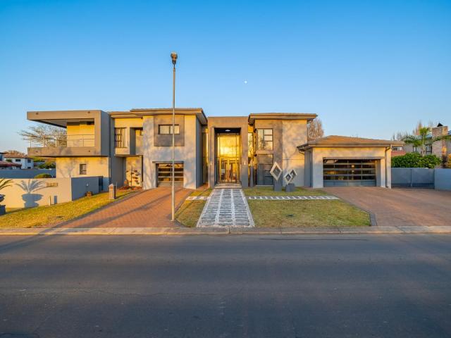 House for sale in Waterkloof, Gauteng