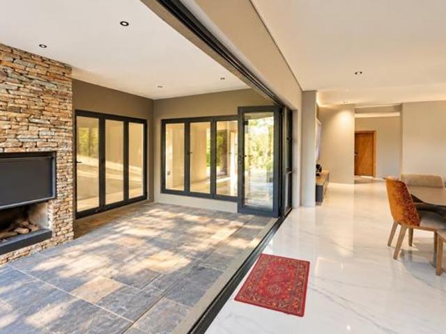 House for sale in Hoedspruit, Maruleng Local Municipality
