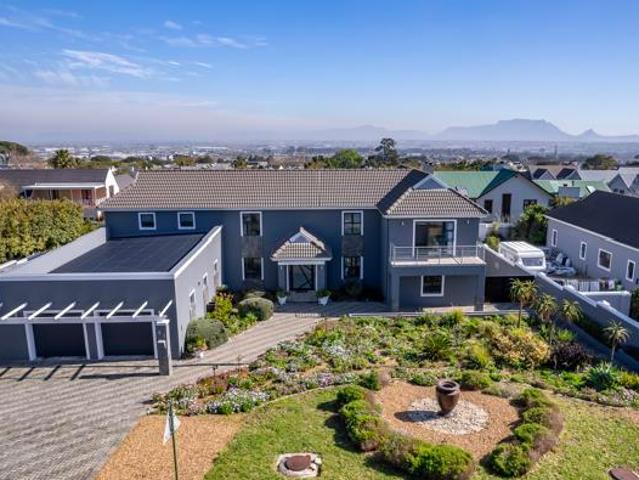 House for sale in Cape Town, Western Cape