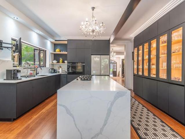 House for sale in Cape Town, Western Cape