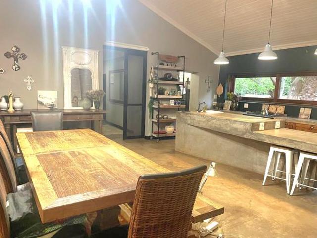 House for rent in Waterkloof, Gauteng