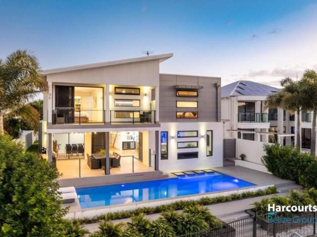 House for sale in Jacobs Well, Gold Coast City