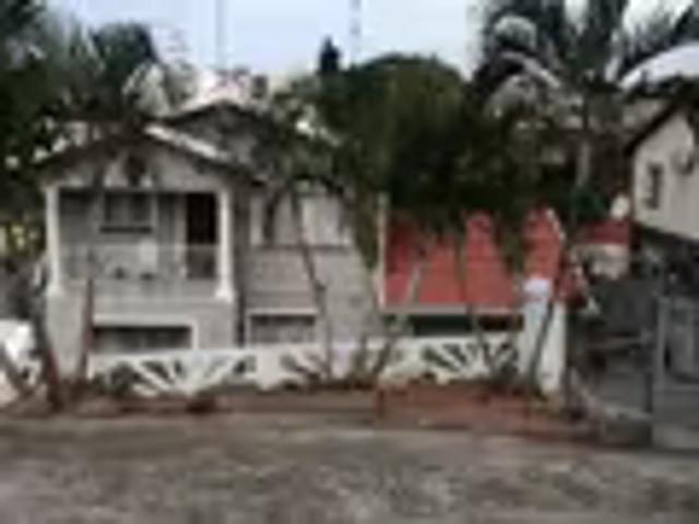 House for sale in Chatsworth, Kwazulu-natal