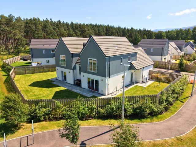 House for sale in Kincraig, Scotland