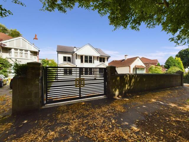 House for sale in Knowsley, Woolton House for sale in Knowsley, Woolton