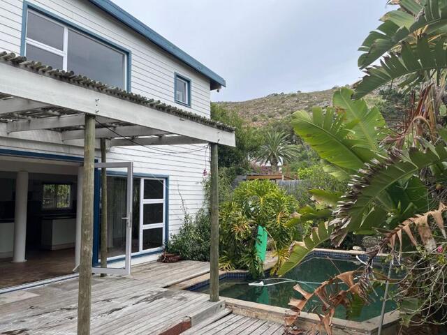House for sale in Simons Town, Western Cape