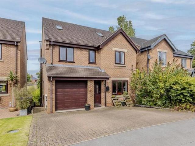 House for sale in Kingsley Moor, Staffordshire