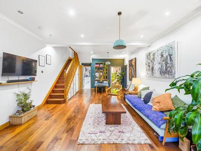 House for sale in Plashet, Greater London