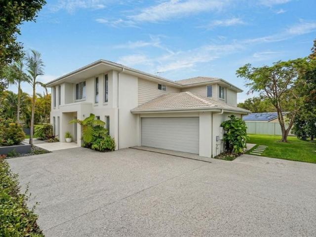 House for sale in Lota, Greater Brisbane