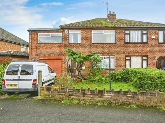 House for sale in Maghull, Lydiate